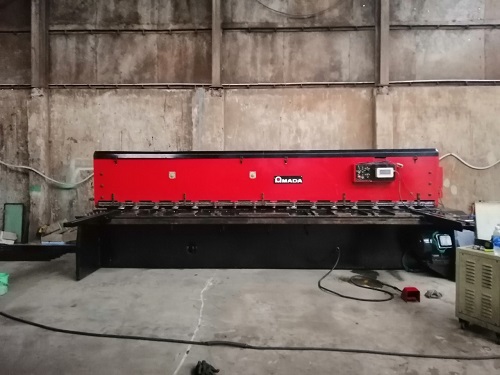 Cutting machines