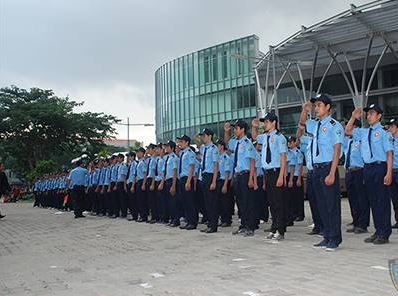 Security guard service for static target