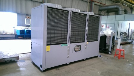 CHILLER UNIT - May lam lanh nuoc