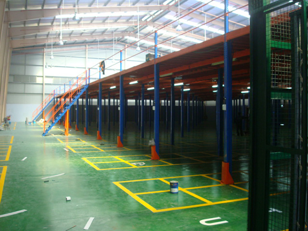 Warehouse rack
