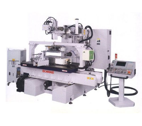 Horizontal woodworking machine
