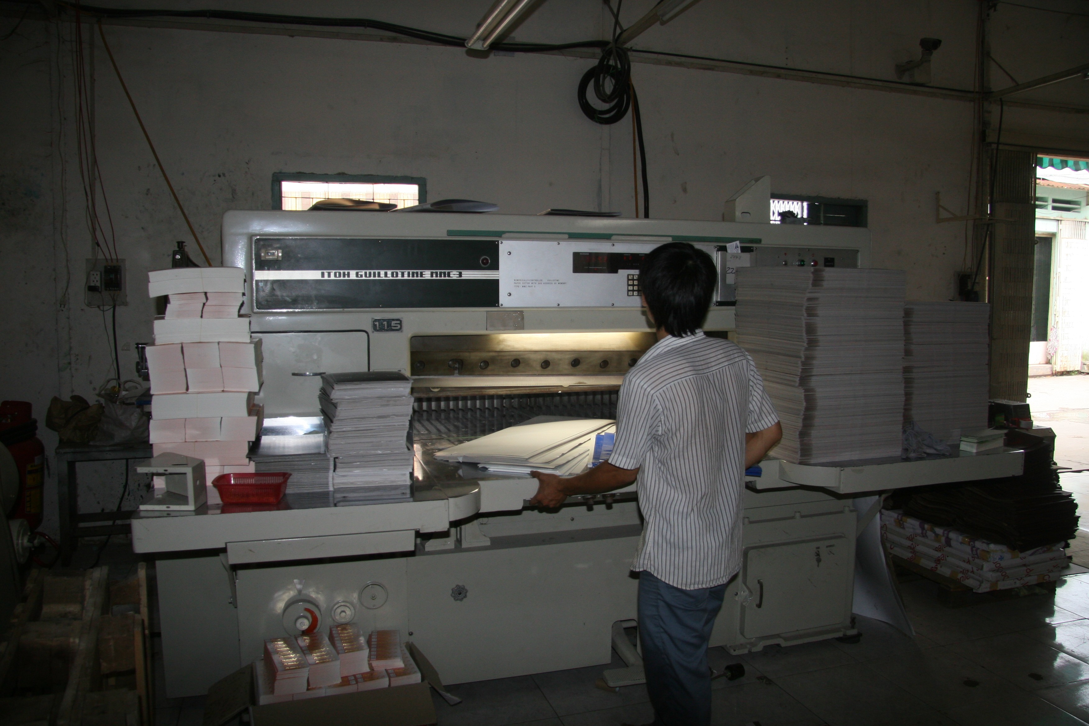 Programmable cutter
