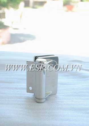 Half-frame hinge