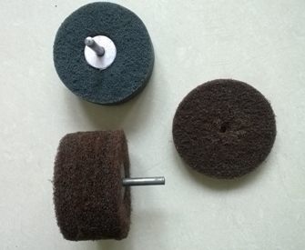 Polishing material