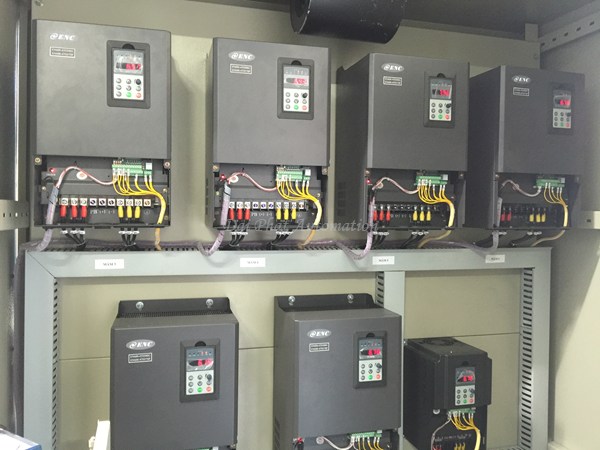 Cabinet control for automatic zinc wire twisting machine