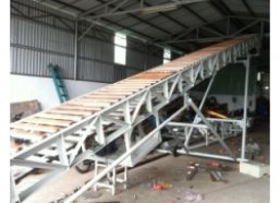 Wood conveyor