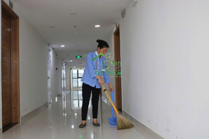 Clean House residential and office cleaning service
