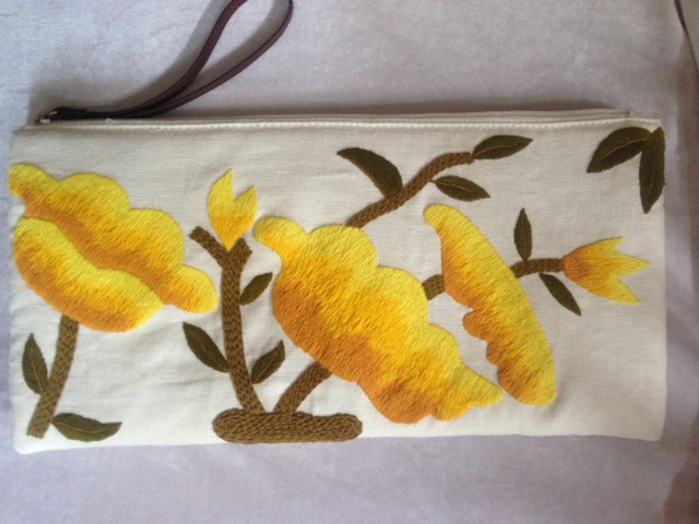 Flower embroidered wallet