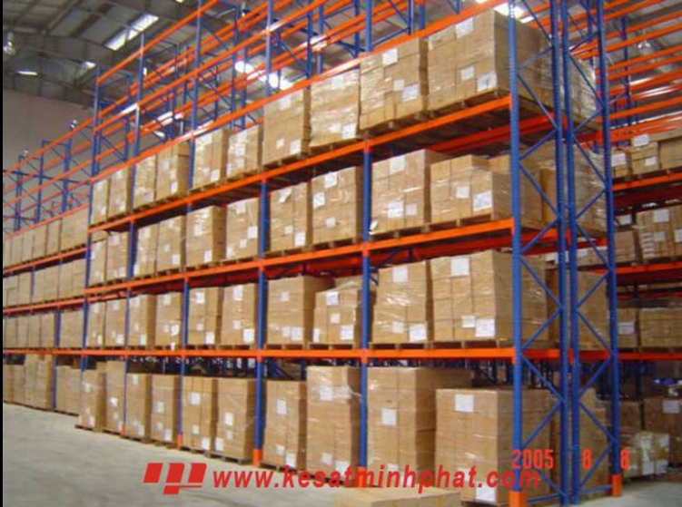 Very Narrow Aisle RackSelective