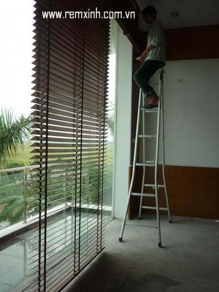 Vertical blinds