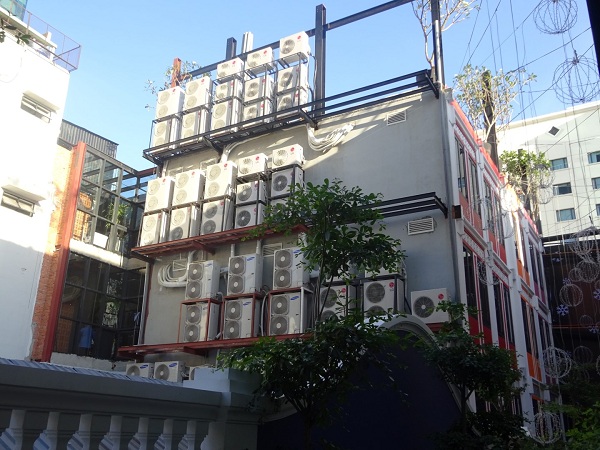 Ngon Restaurant