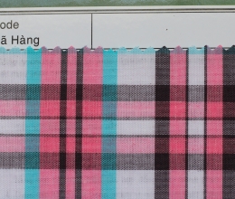 Colored yarn fabric