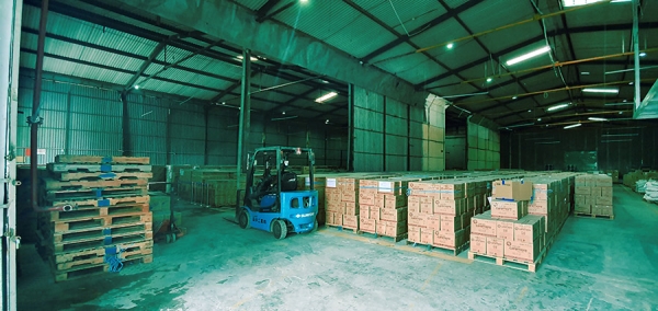 Warehouse service