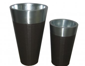 Black rattan pot