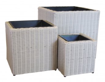 White rattan pot