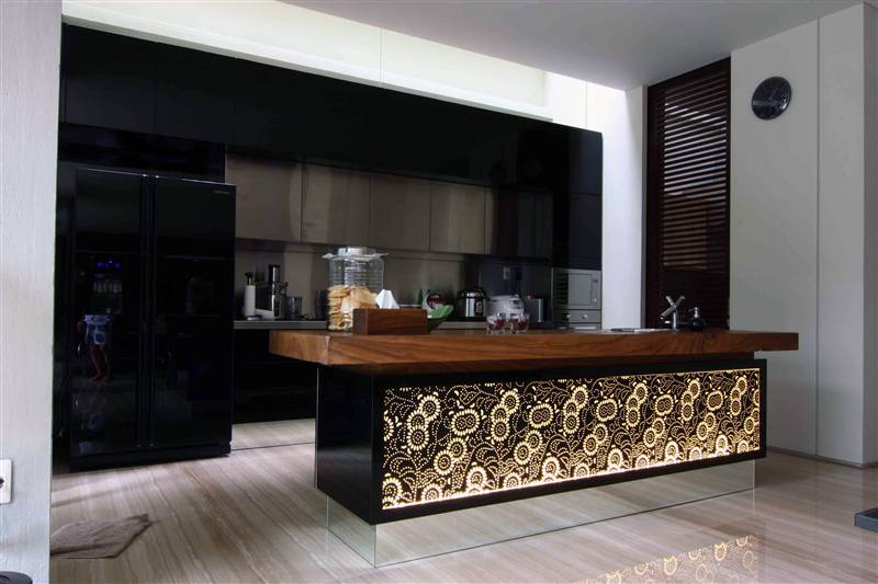 Coloured glass