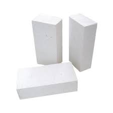 Insulating fire brick