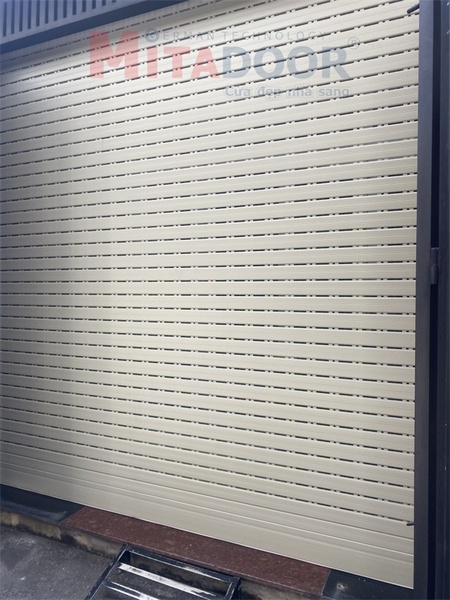 Vent-hole roller shutters