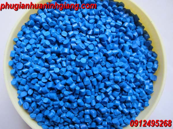 Blue masterbatchs