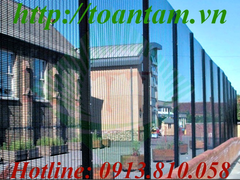 TT SECU Steel Mesh Fence
