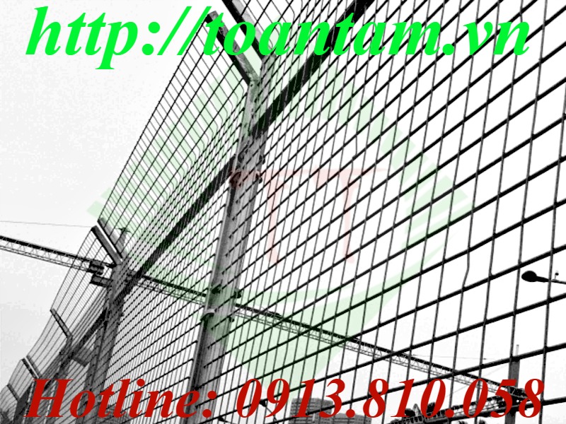 Steel Mesh Fence