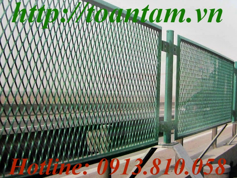 Steel Mesh Fence
