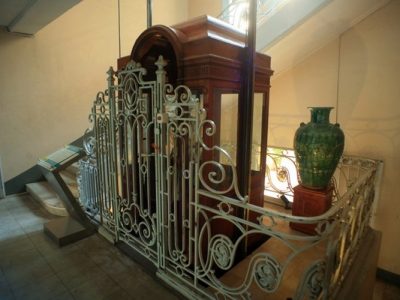 Home elevator