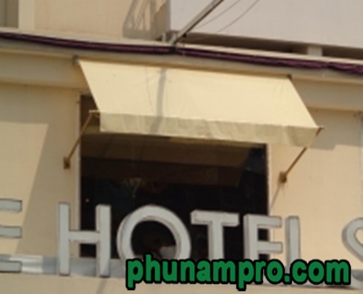 High-end mobile awnings