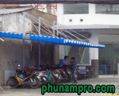 Sliding retractable awnings for parking