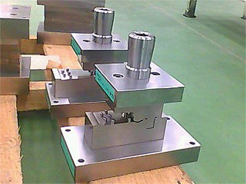 Progressive Stamping Dies