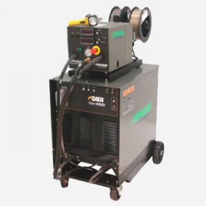 Spraying device