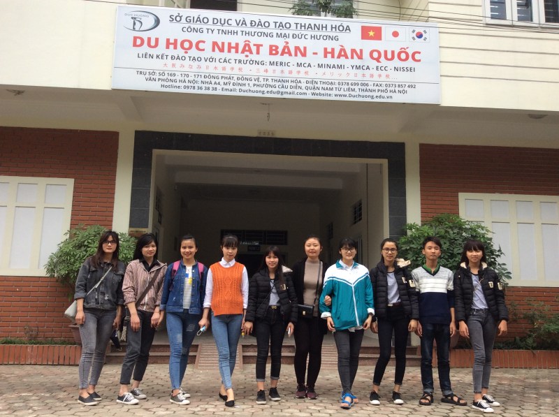 Study abroad consultant in Japan