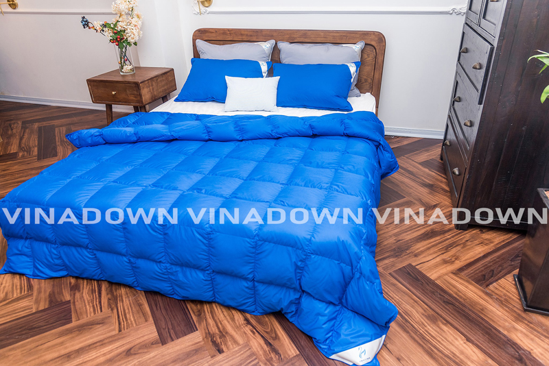 Feather bedding set