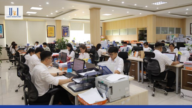 Customs brokerage