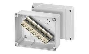 Cable junction box