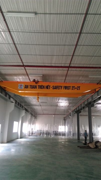 Double girder overhead crane