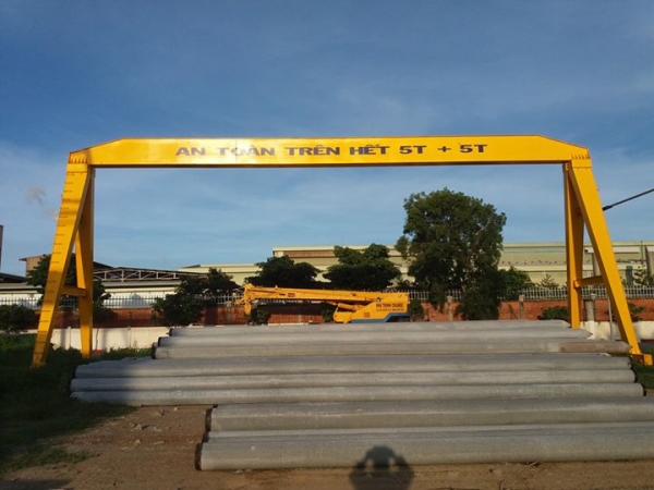 Single girder gantry crane