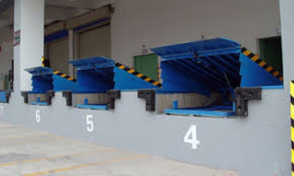 Lifting floor