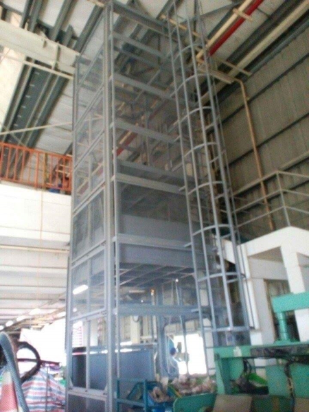 Goods lift