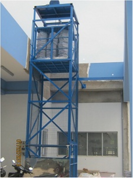 Goods lift