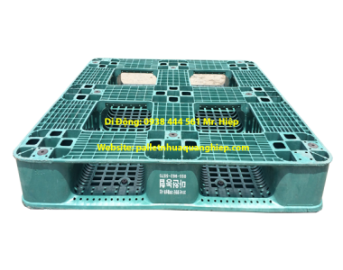 Blue plastic pallet