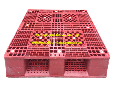 Pink plastic pallet