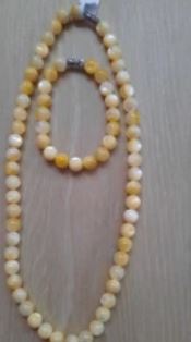 Bracelet and necklace set