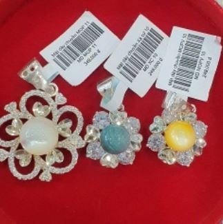 Italian silver pendant with mother-of-pearl