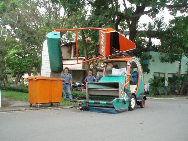 Street sweeper