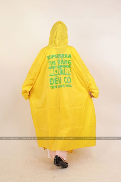 SUPERBRAIN bat-wing raincoat