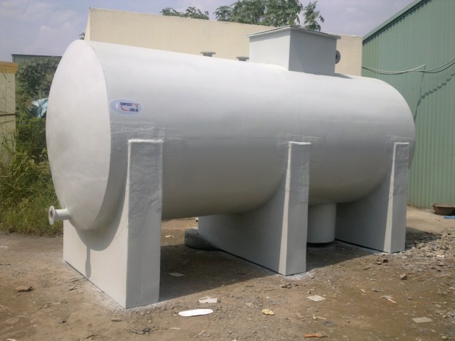Composite tank