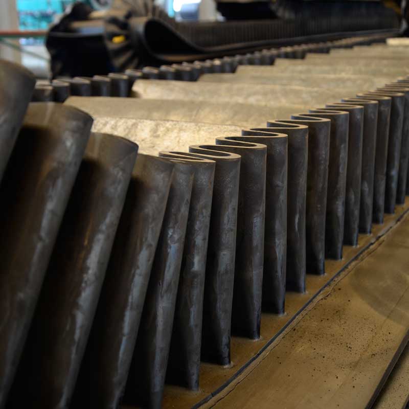 Rubber conveyor belt