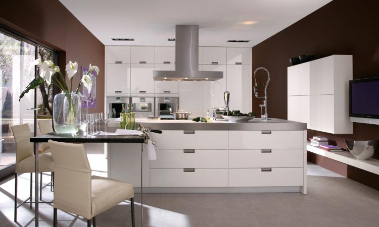 Kitchen cabinet