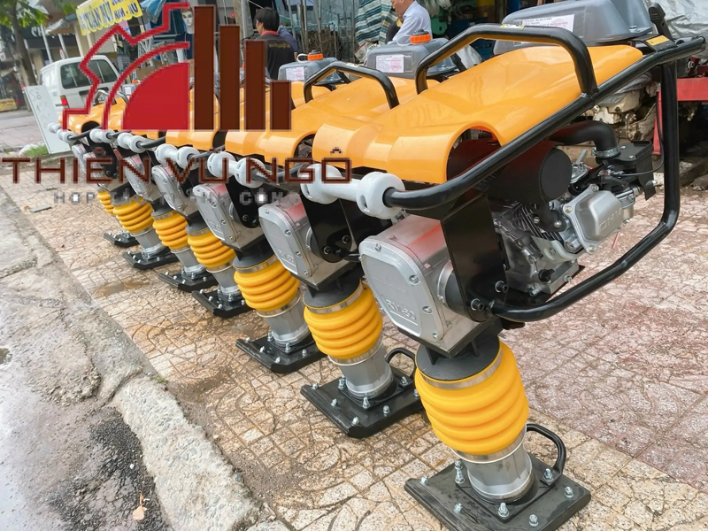 Plate compactor